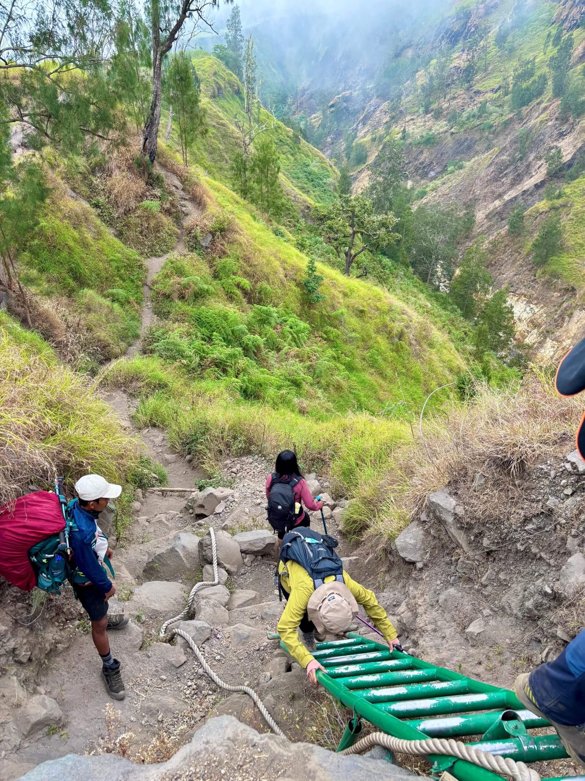 Mount Rinjani Trekking Tour