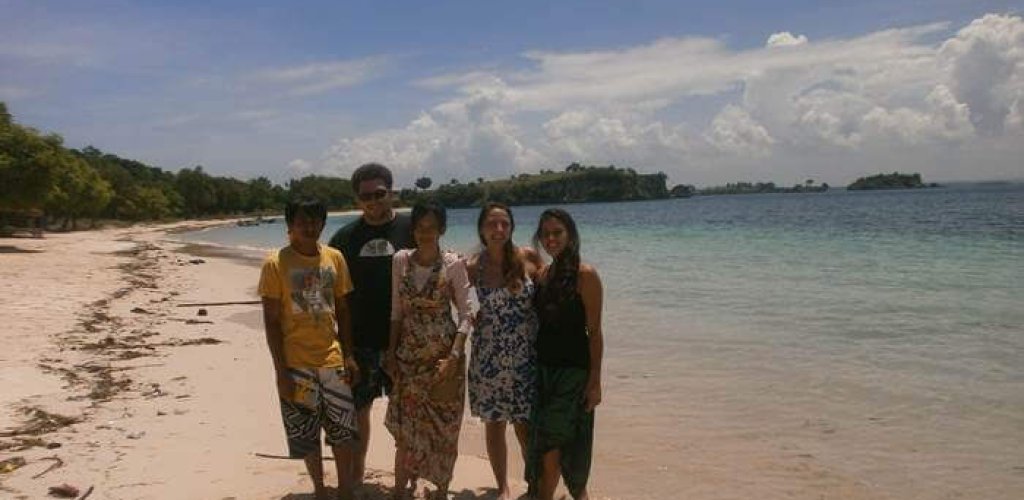 pantai pink lombok timur